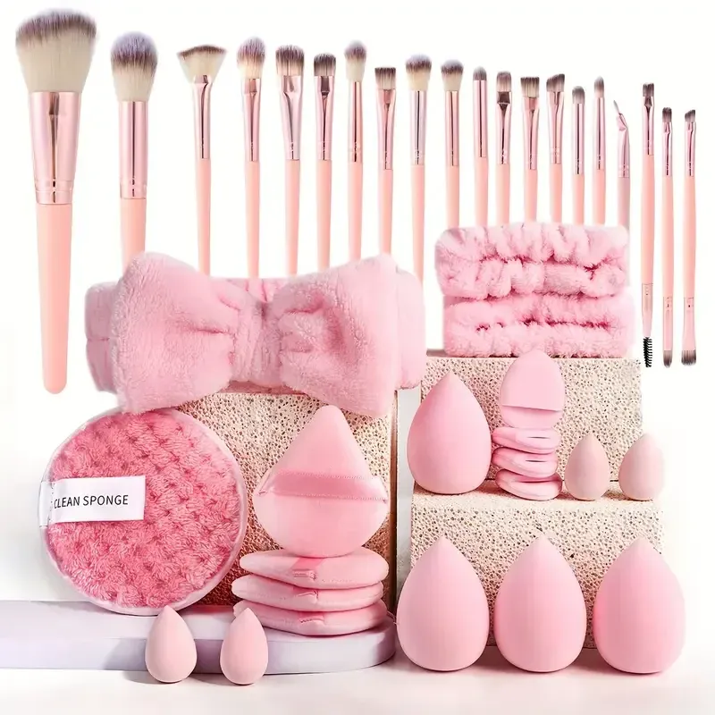 Coffret maquillage 20/40 rose complet avec pinceaux doux et éponge